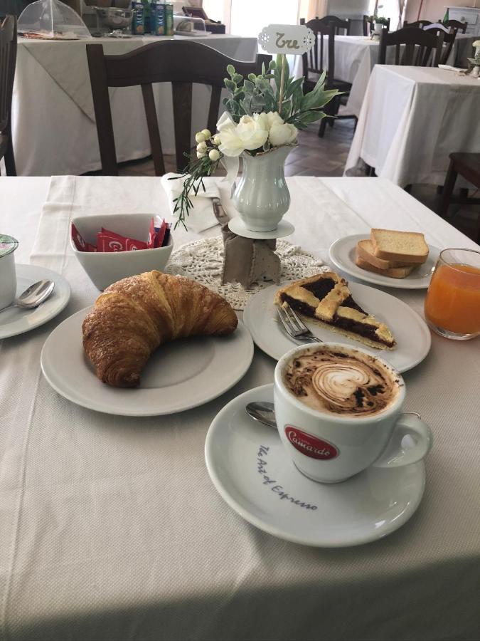 Hotel Ristorante Villa Pegaso San Pietro Infine Zewnętrze zdjęcie