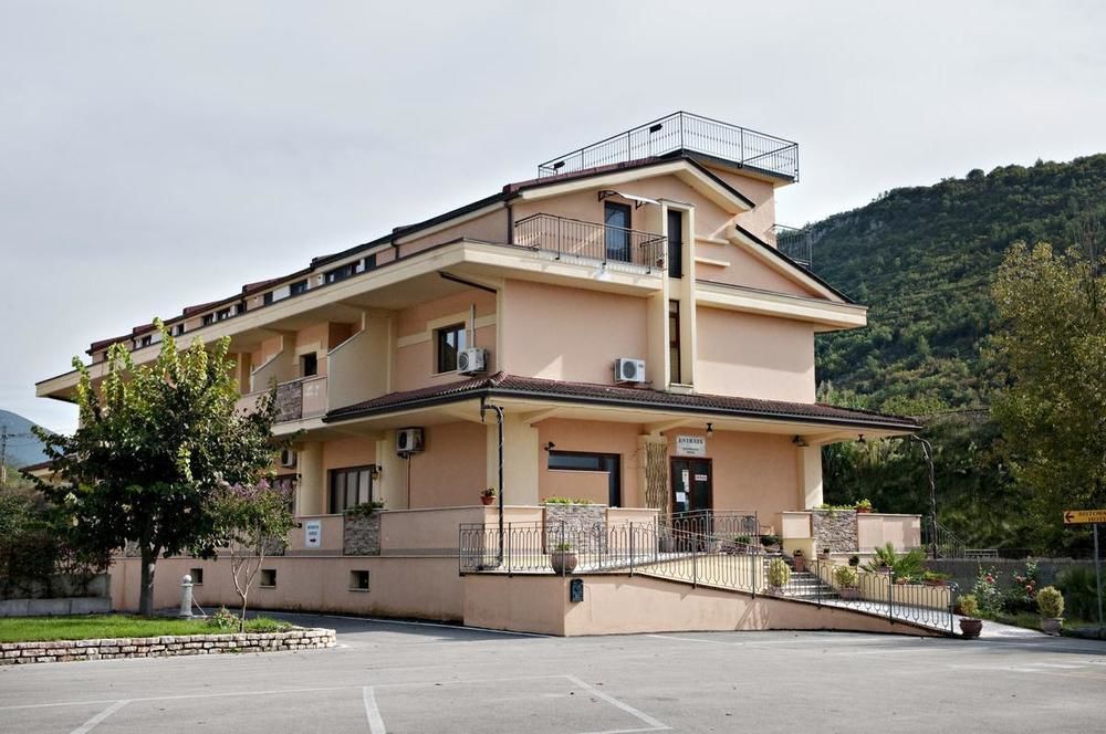 Hotel Ristorante Villa Pegaso San Pietro Infine Zewnętrze zdjęcie